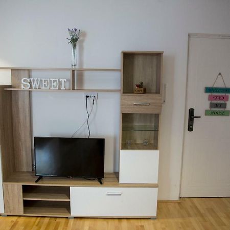 Airport Rest Apartments Belgrade Luaran gambar