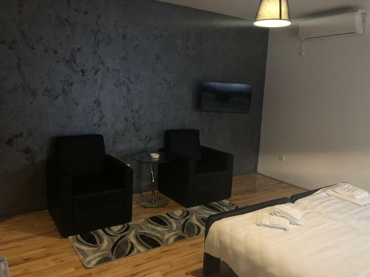 Airport Rest Apartments Belgrade Luaran gambar