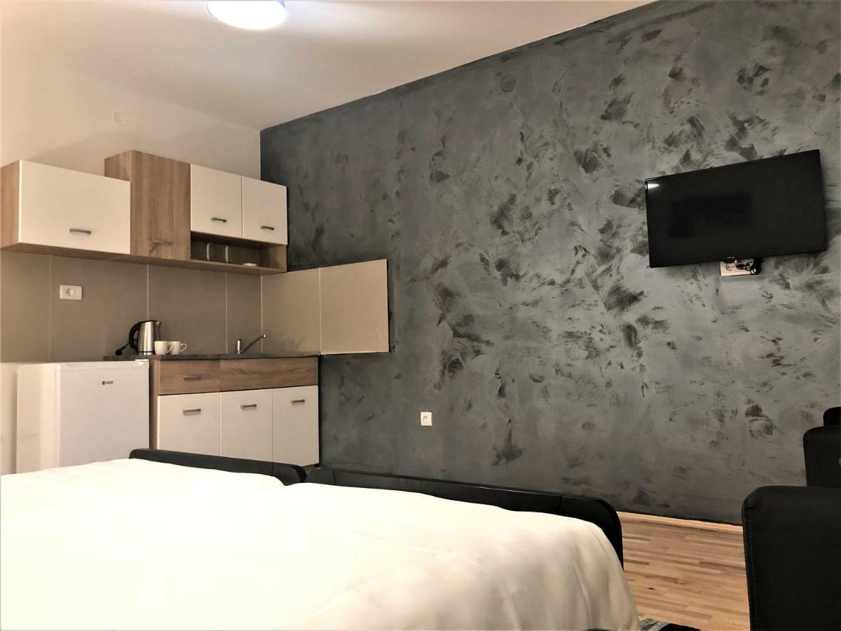 Airport Rest Apartments Belgrade Luaran gambar
