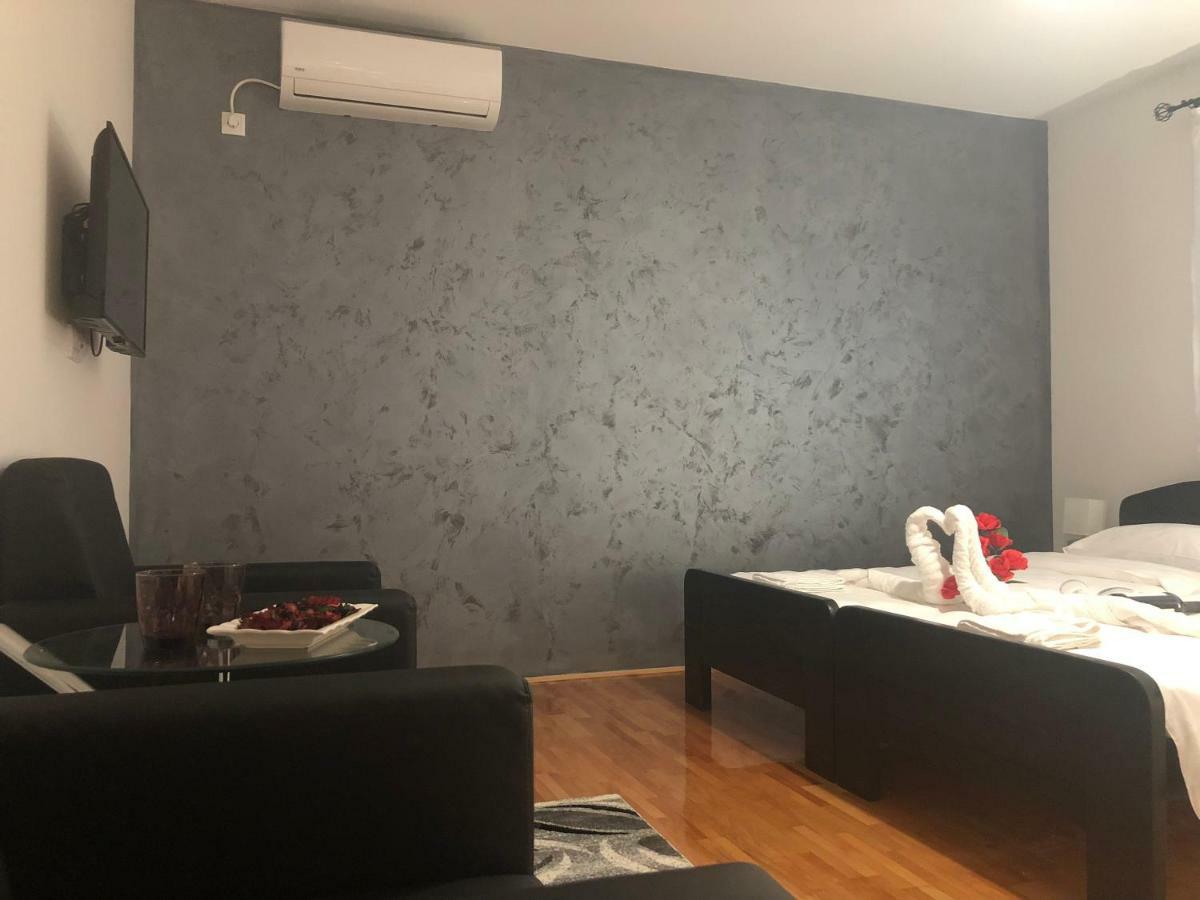 Airport Rest Apartments Belgrade Luaran gambar