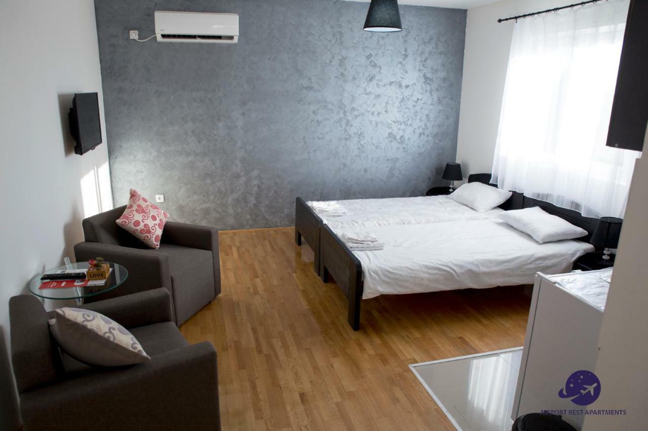 Airport Rest Apartments Belgrade Luaran gambar