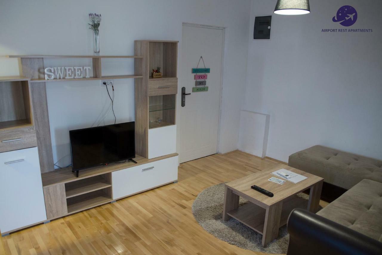 Airport Rest Apartments Belgrade Luaran gambar