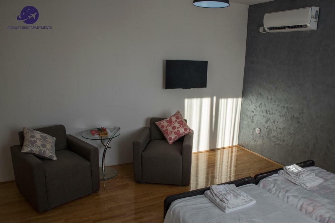 Airport Rest Apartments Belgrade Luaran gambar