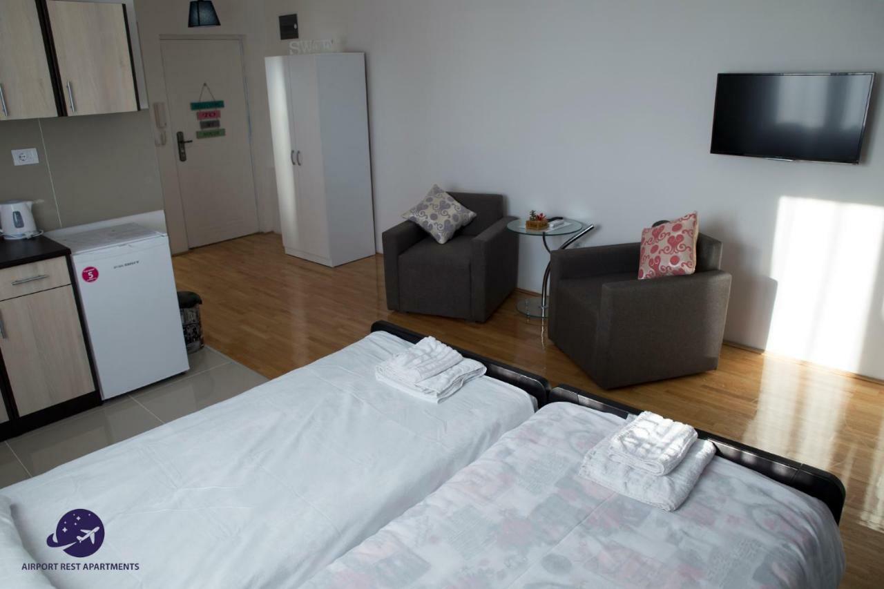 Airport Rest Apartments Belgrade Luaran gambar