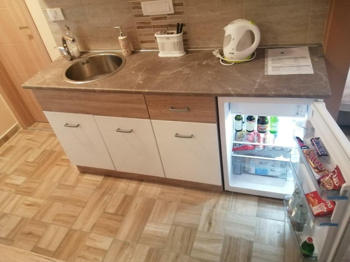 Airport Rest Apartments Belgrade Luaran gambar